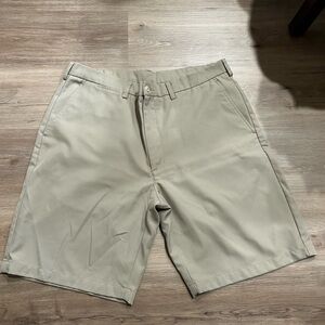 Ben Hogan Performance Golf Shorts Tan Beige Flat Front Chino Men’s Size 38